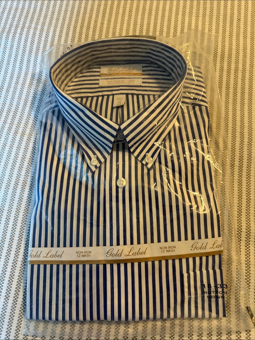 NWT Men's Roundtree & Yorke Dillards Gold Label Stripe Dress Shirt 18 neck 33